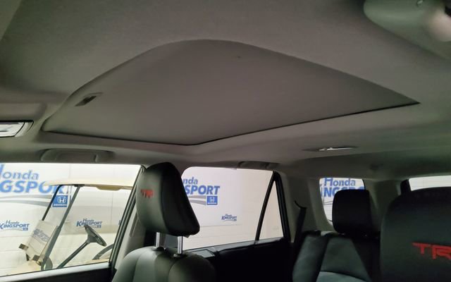 Used 2020 Toyota 4Runner TRD Off-Road Premium w/ Moonroof Package AWD/4WD image 33