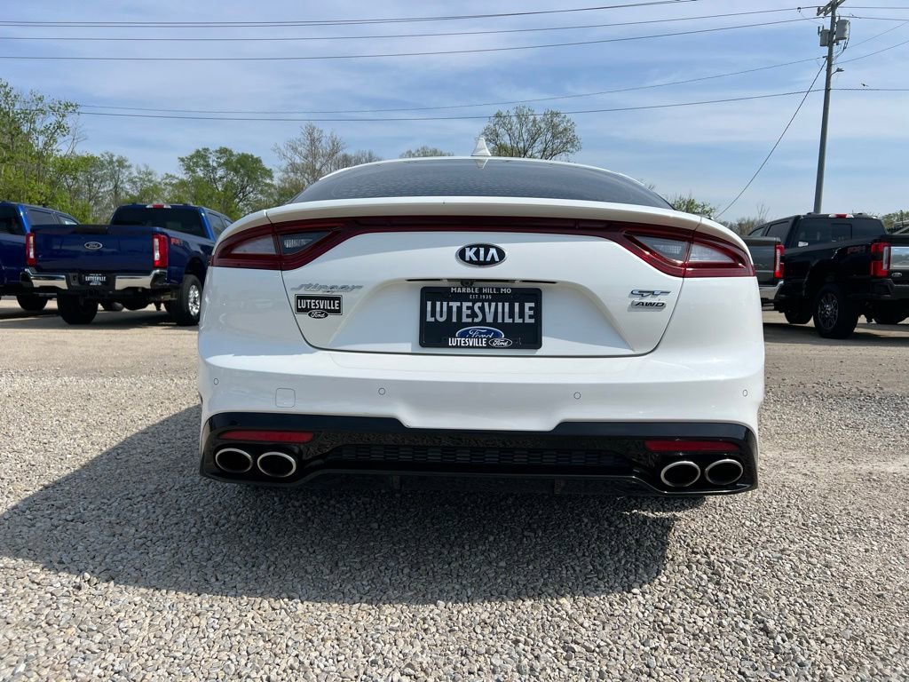 Used 2019 Kia Stinger GT1 AWD/4WD image 7