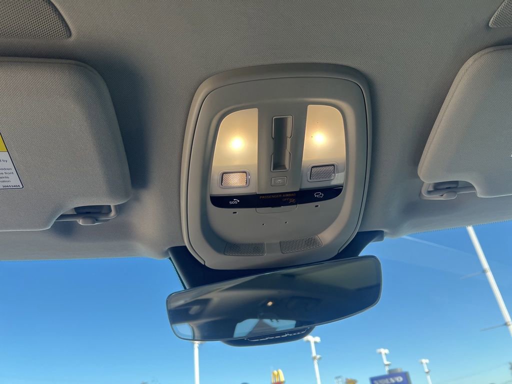 New 2026 Volvo XC90 B6 Ultra w/ Protection Package image 27