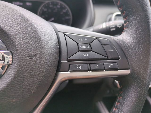 Used 2020 Nissan Kicks SR image 27