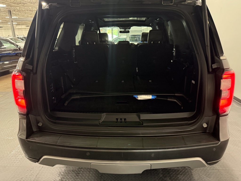 Used 2020 Ford Expedition Limited w/ Equipment Group 301A AWD/4WD image 17