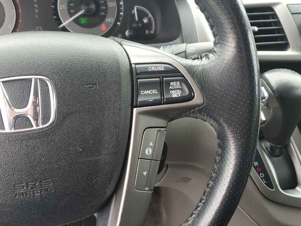 Used 2016 Honda Odyssey Touring Elite image 17