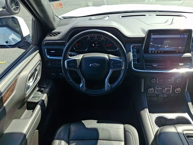 Used 2021 Chevrolet Suburban Z71 w/ Luxury Package AWD/4WD image 12