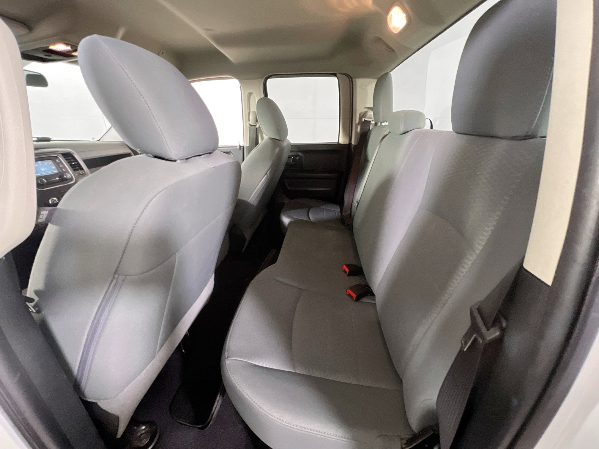 Used 2018 RAM 1500 Express image 22