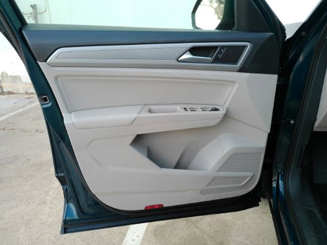 Used 2018 Volkswagen Atlas SE image 13