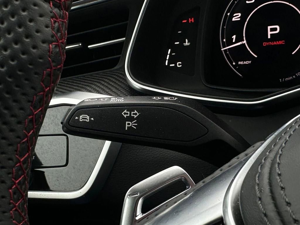 Used 2025 Audi RS 6 performance image 23