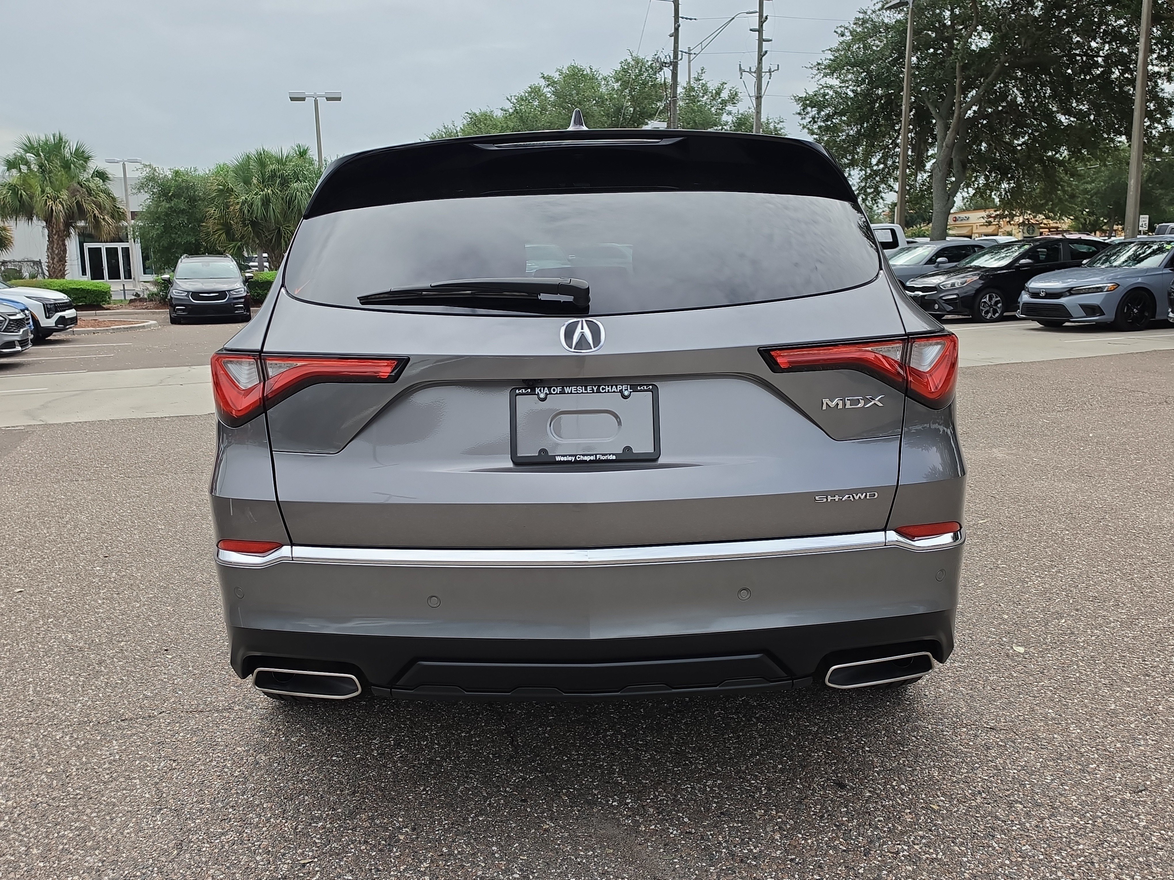 Used 2023 Acura MDX w/ Technology Package AWD/4WD image 7