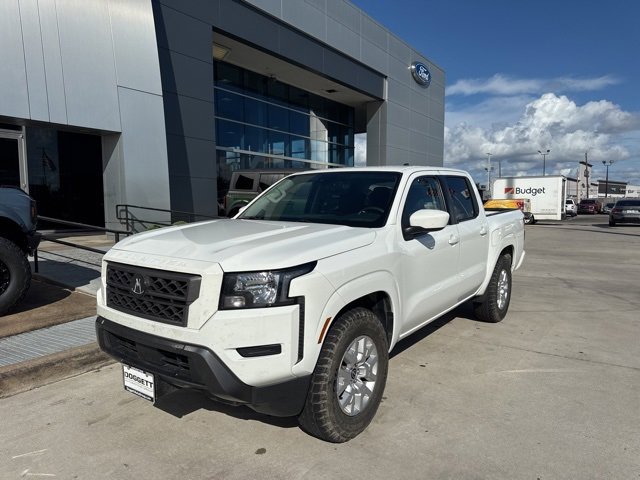 Used 2022 Nissan Frontier SV