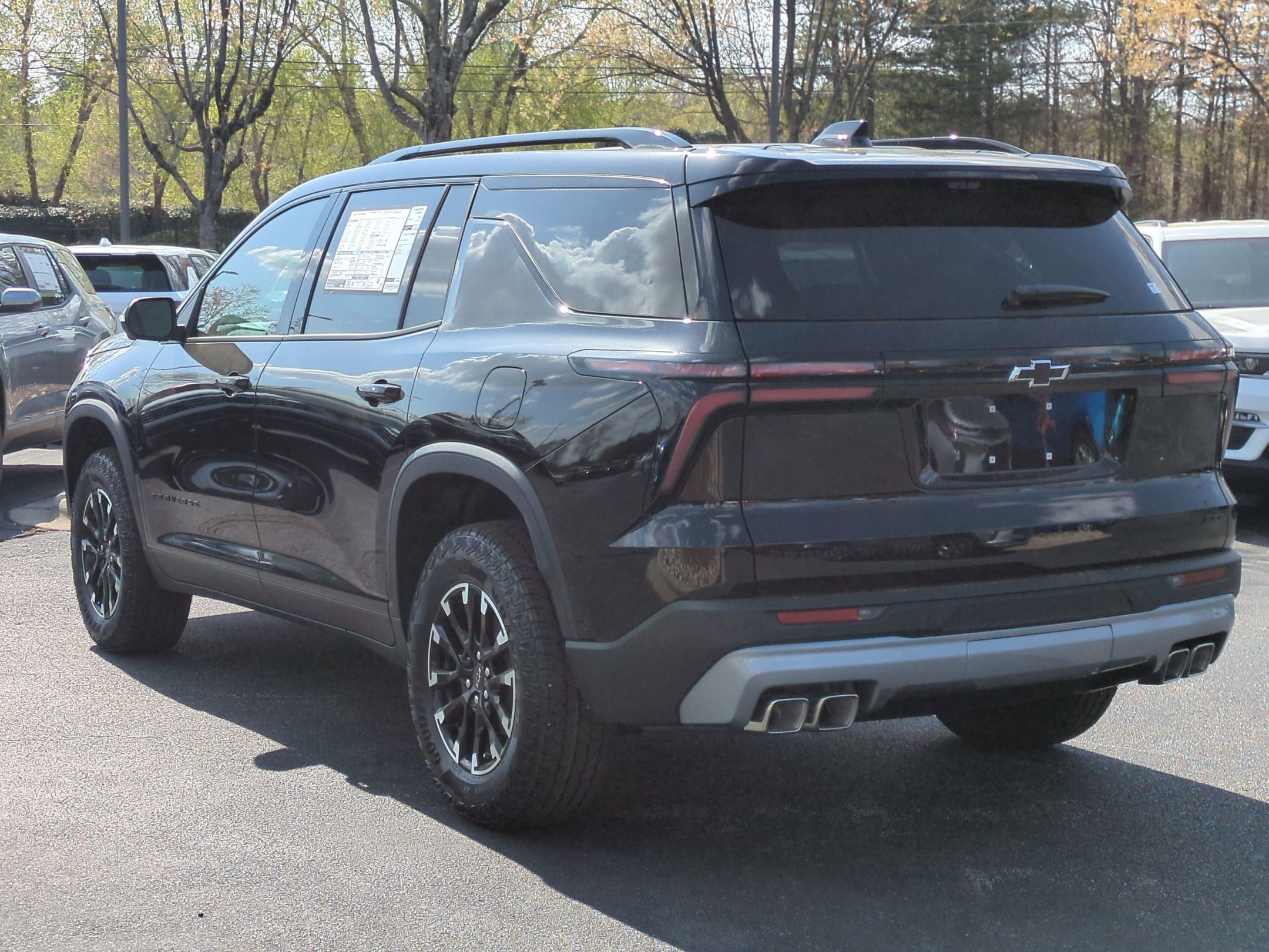 New 2026 Chevrolet Traverse Z71 image 7