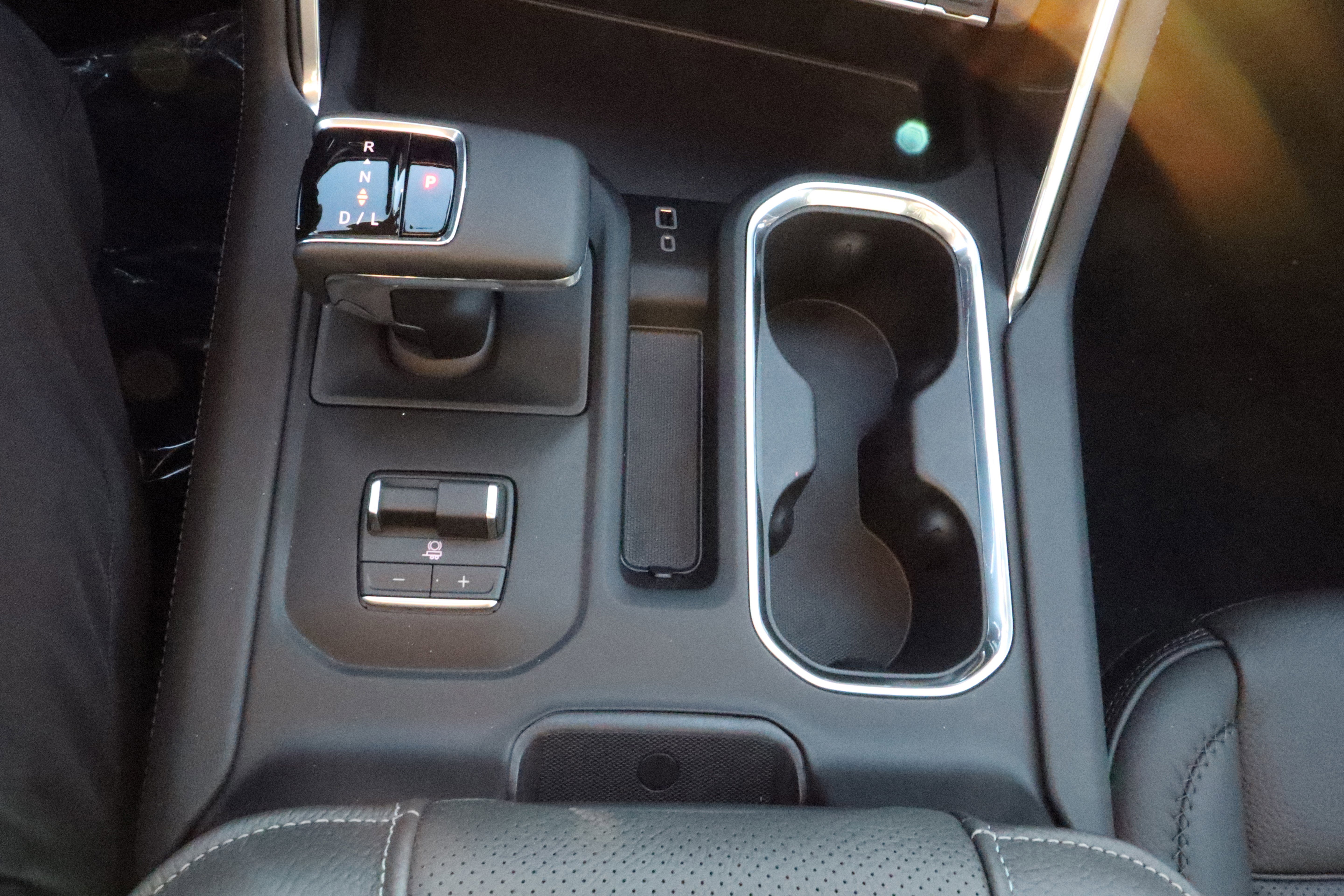 New 2026 GMC Sierra 1500 Denali w/ Denali Reserve Package image 15