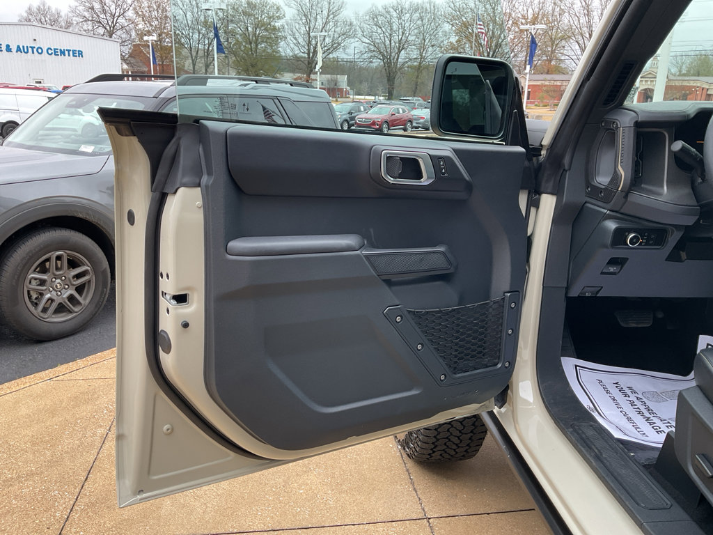 New 2025 Ford Bronco Badlands w/ Sasquatch Package image 13