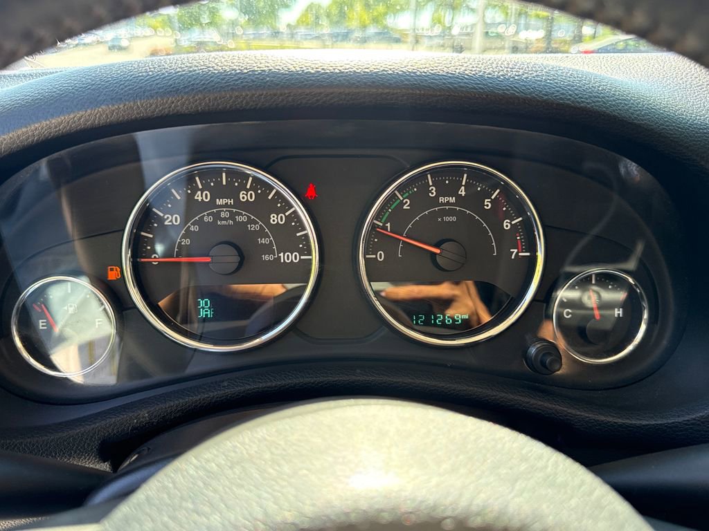 Used 2016 Jeep Wrangler Unlimited Sport w/ Connectivity Group AWD/4WD image 21