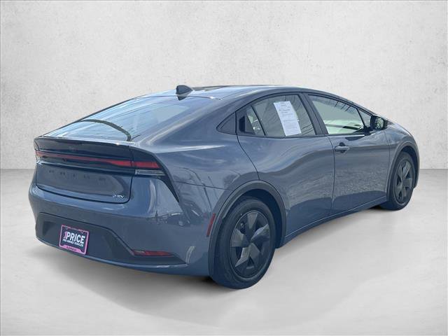 Used 2025 Toyota Prius LE image 5