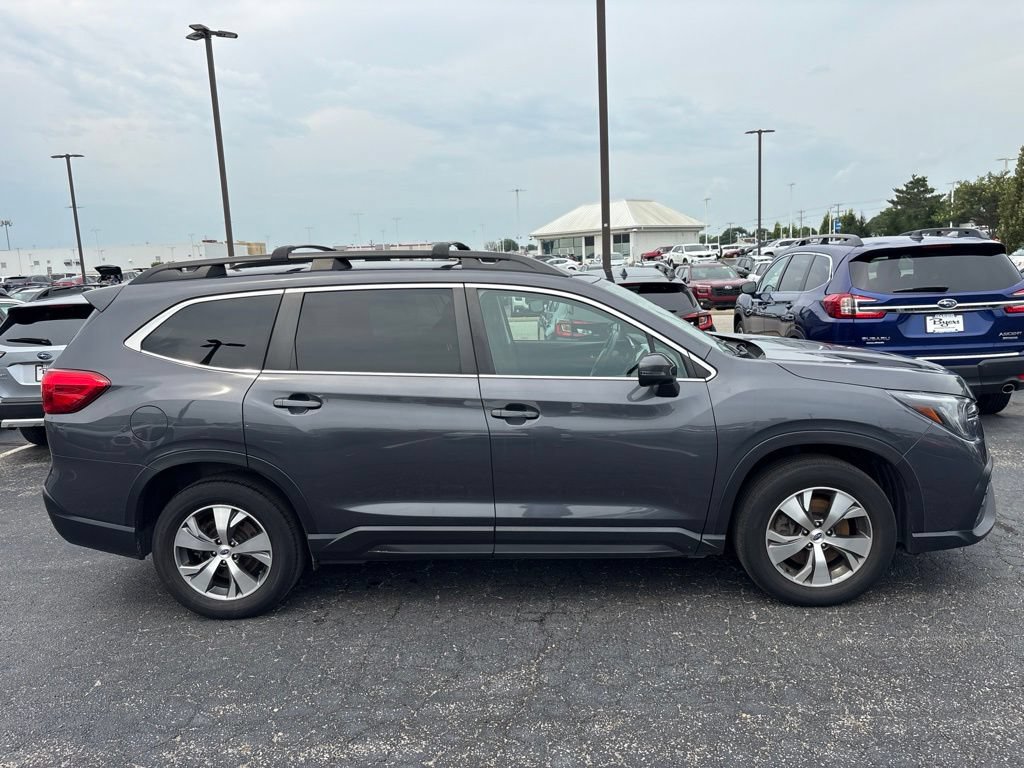 Used 2023 Subaru Ascent Premium w/ Convenience Package AWD/4WD image 2