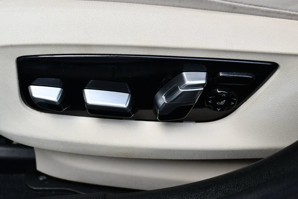 Used 2017 BMW 530i RWD image 52