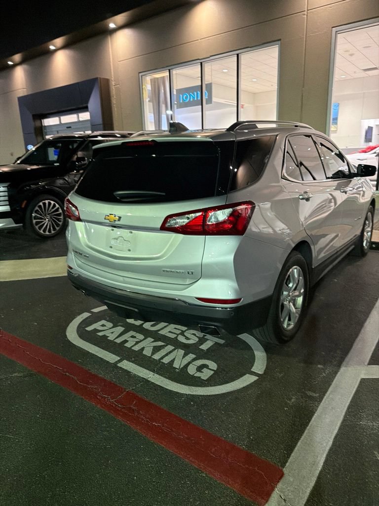 Used 2018 Chevrolet Equinox LT FWD image 6