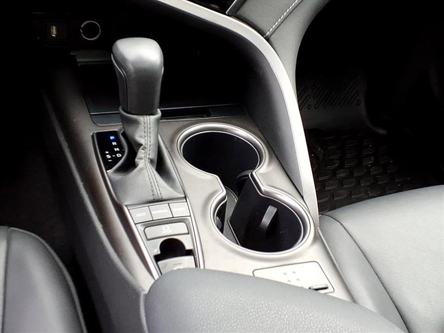 Used 2023 Toyota Camry SE image 28