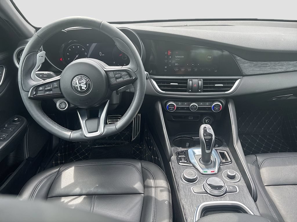 Used 2024 Alfa Romeo Giulia Sprint RWD image 30