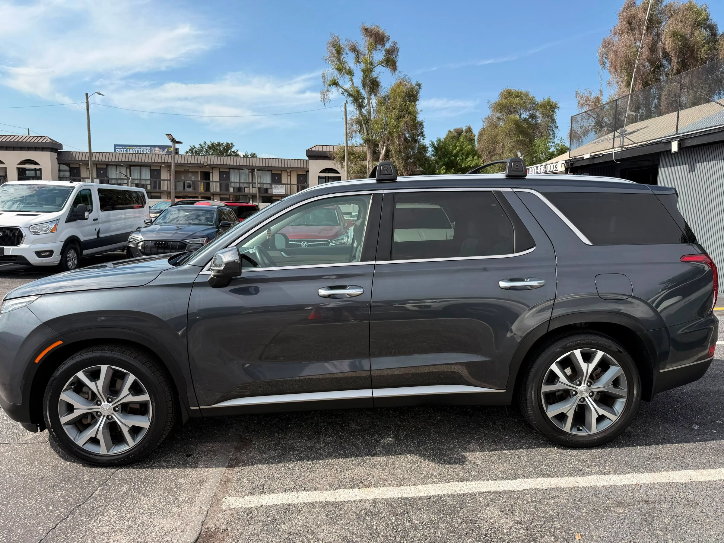 Used 2021 Hyundai Palisade SEL w/ Premium Package AWD/4WD image 4