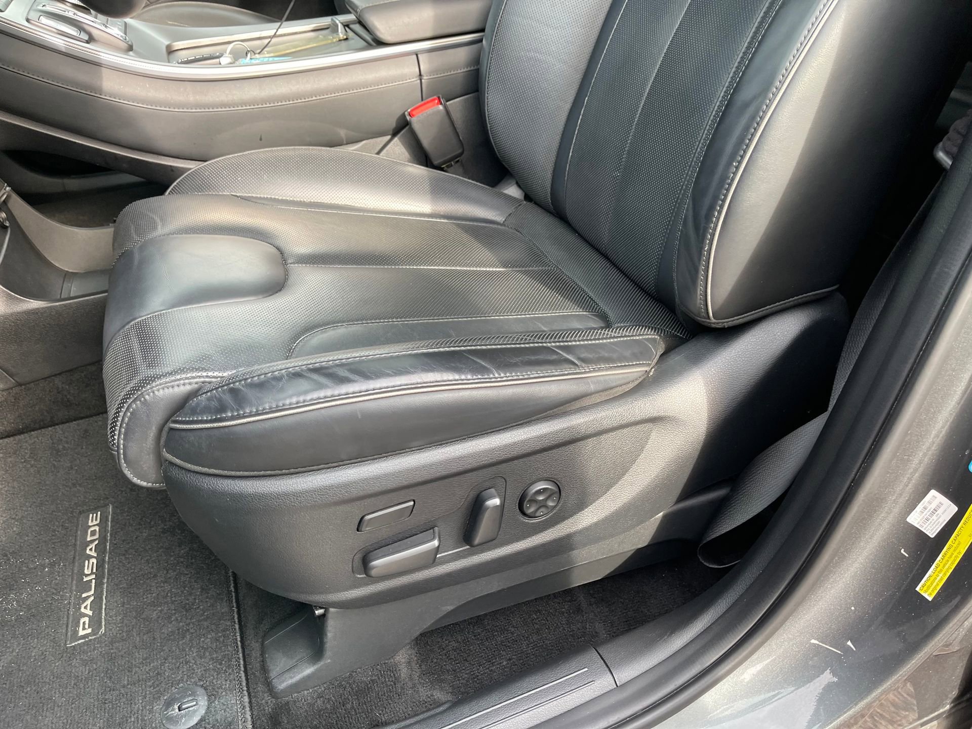 Used 2022 Hyundai Palisade Calligraphy image 14