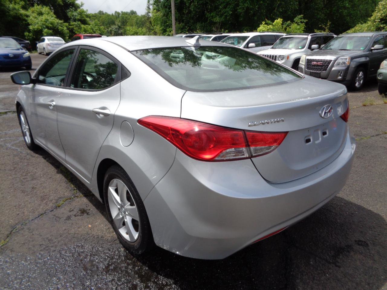 Used 2013 Hyundai Elantra GLS FWD image 7