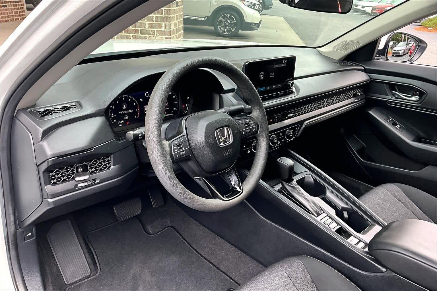 Certified 2023 Honda Accord EX image 18