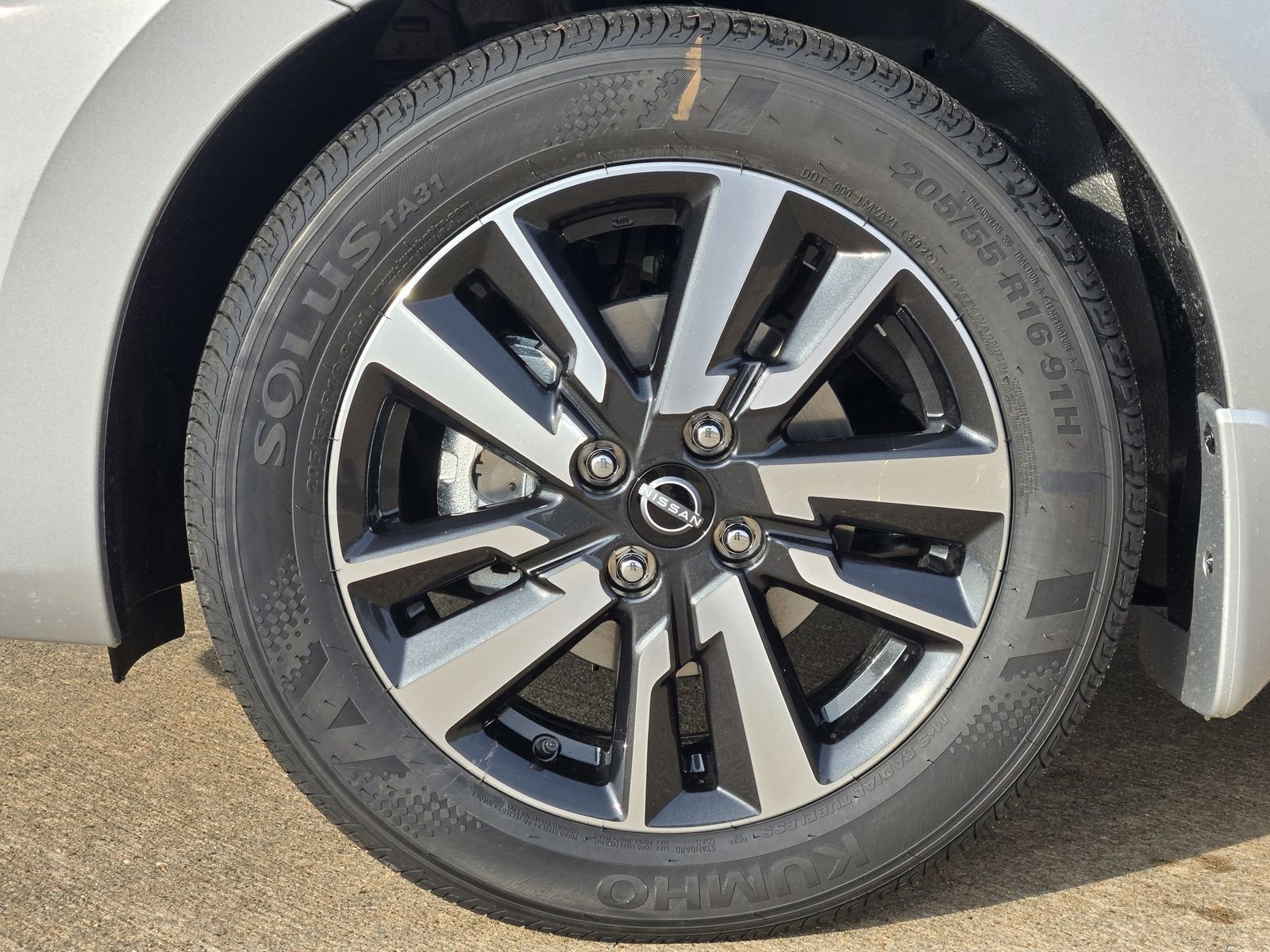 New 2025 Nissan Versa SV w/ Trunk Package image 11