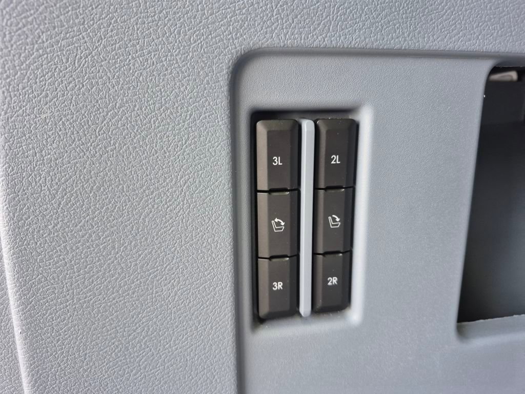 Used 2024 Lincoln Navigator L Black Label image 13