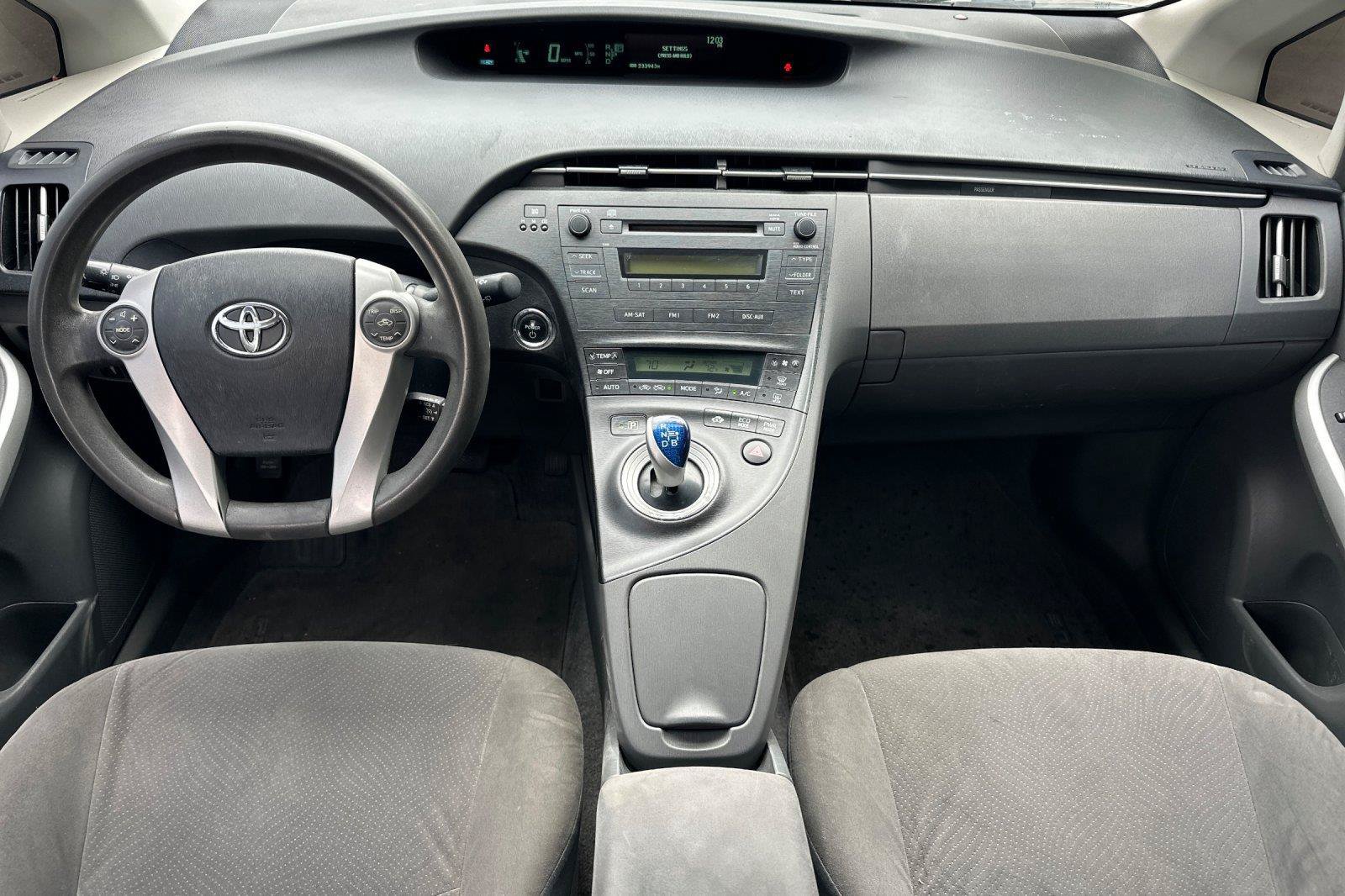 Used 2010 Toyota Prius Two FWD image 12