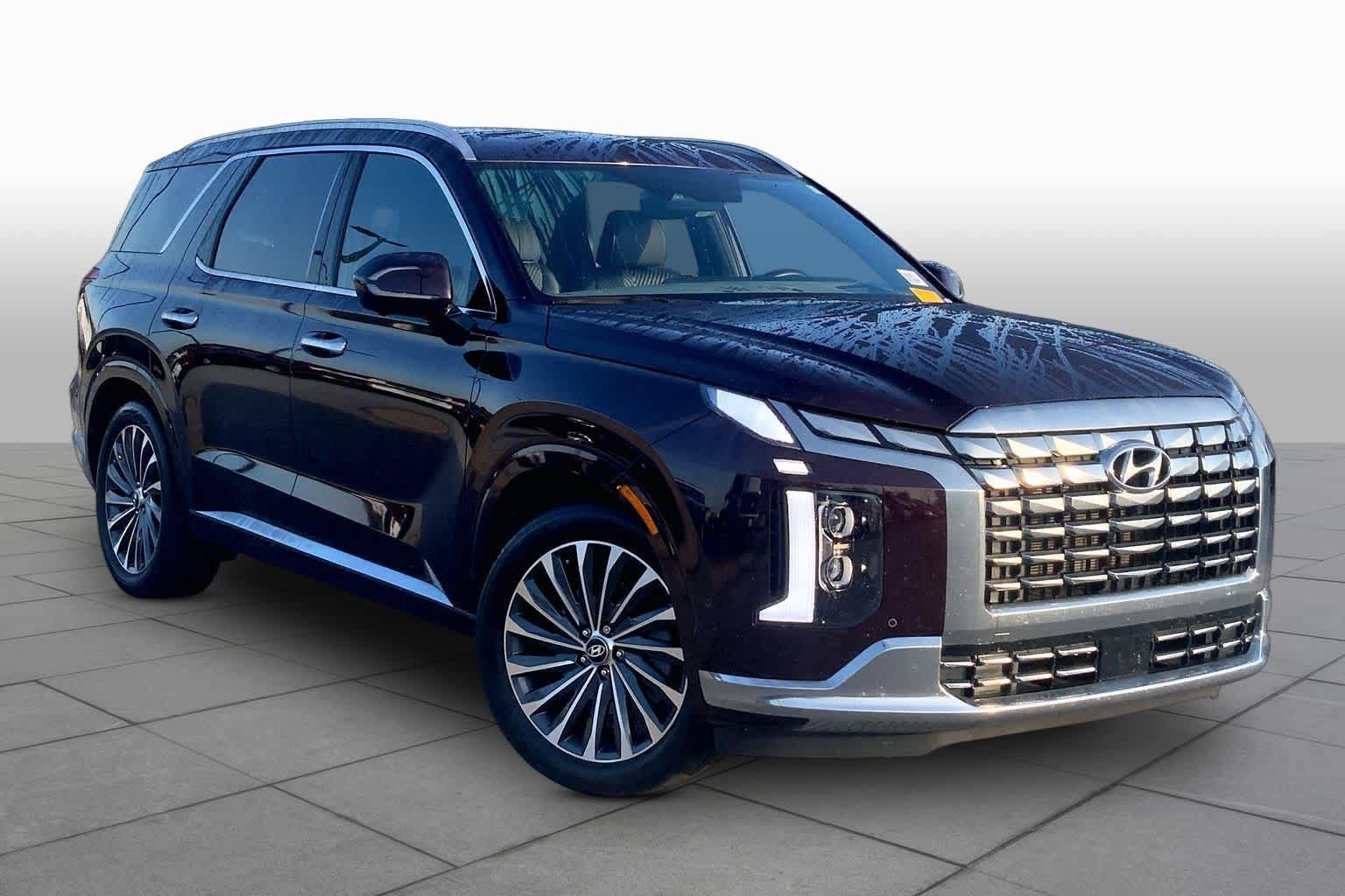 Used 2025 Hyundai Palisade Calligraphy AWD/4WD image 3