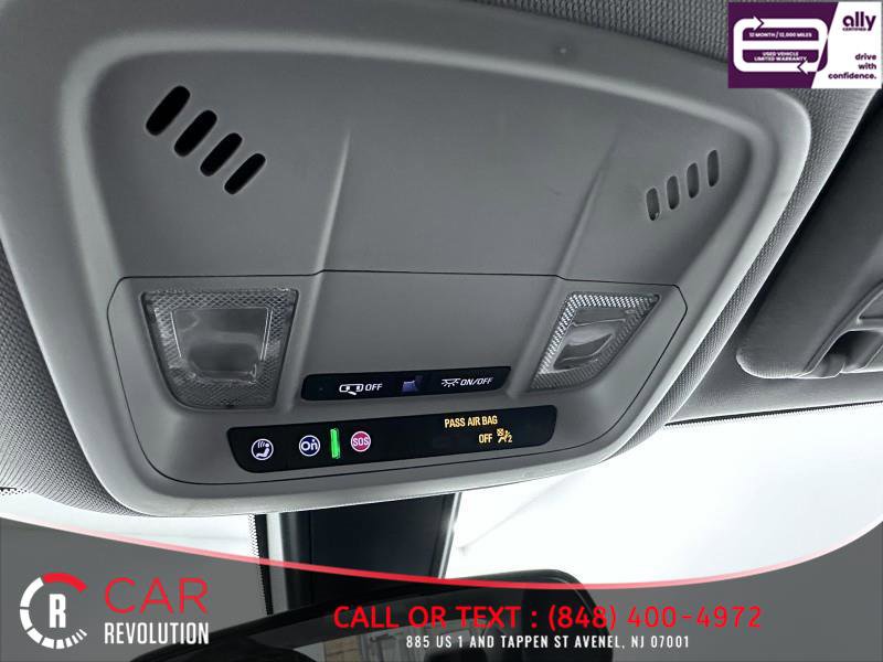 Used 2022 Chevrolet Malibu LT image 36