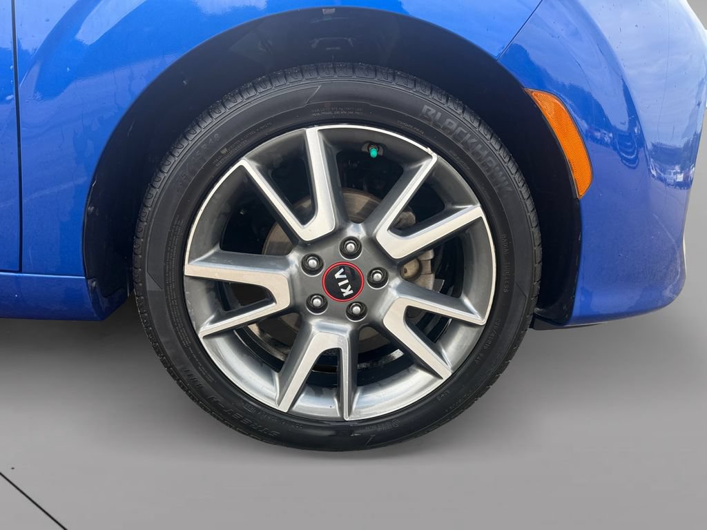 Used 2020 Kia Soul GT-Line FWD image 9