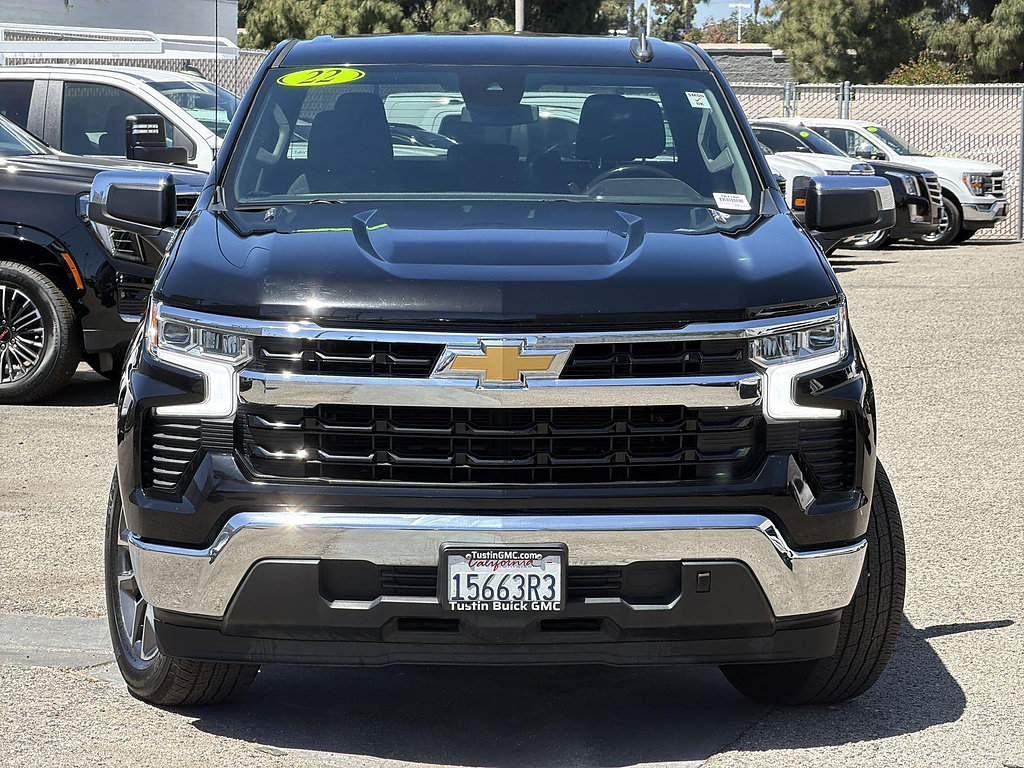 Used 2022 Chevrolet Silverado 1500 LT RWD image 2