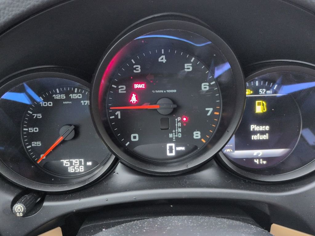 Used 2018 Porsche Macan image 18