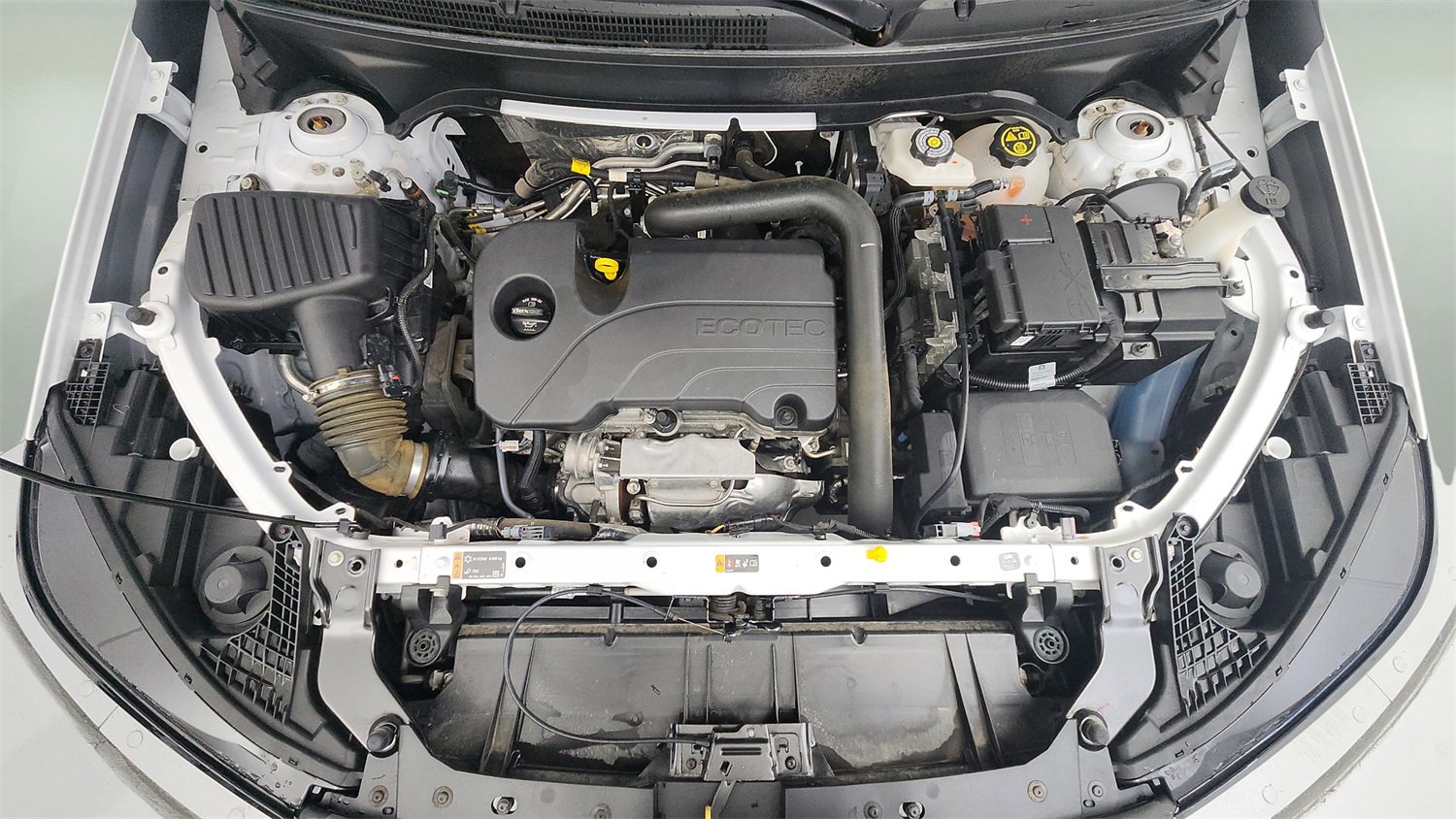 Used 2023 GMC Terrain SLT image 29