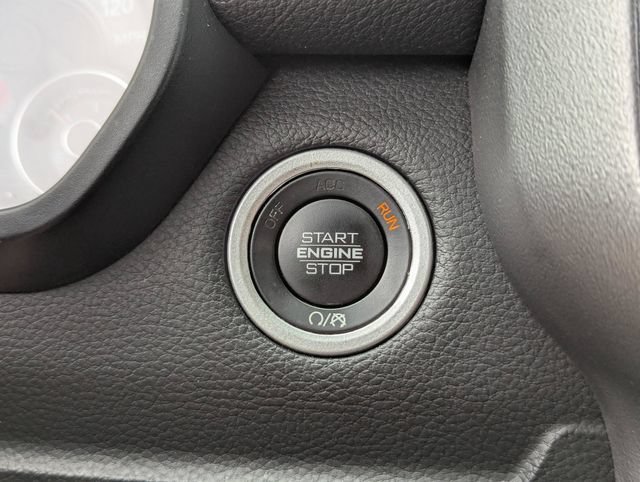 Certified 2024 RAM 1500 Laramie RWD image 25