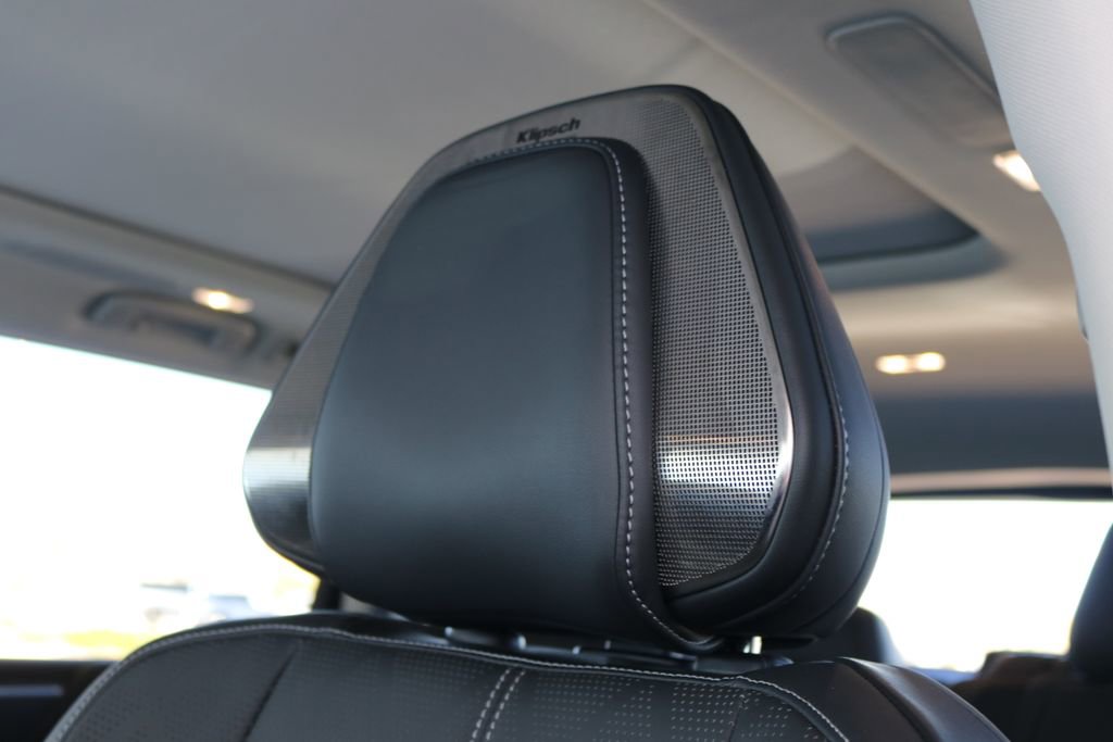 Certified 2025 INFINITI QX80 Sensory image 17