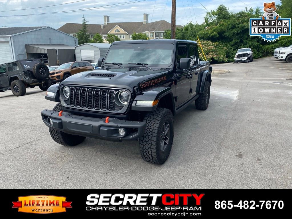 Used 2025 Jeep Gladiator Mojave AWD/4WD image 1