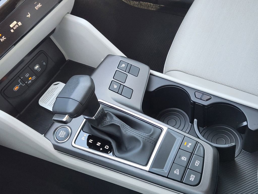 New 2026 Kia Sportage EX image 16