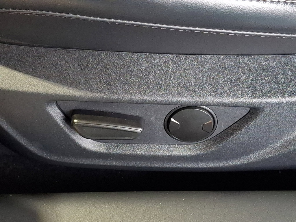 Used 2024 Ford Mustang GT Premium image 23