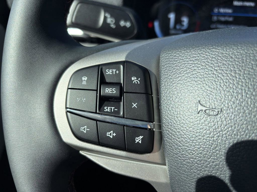 New 2026 Ford Explorer Active w/ Active Comfort Package AWD/4WD image 26