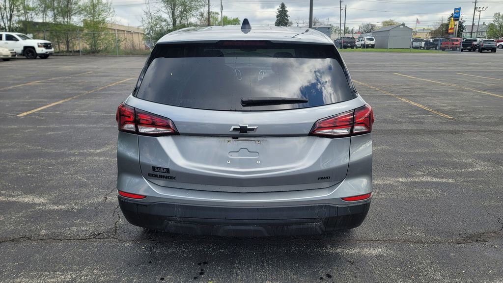 Used 2023 Chevrolet Equinox LS w/ LS Convenience Package image 5