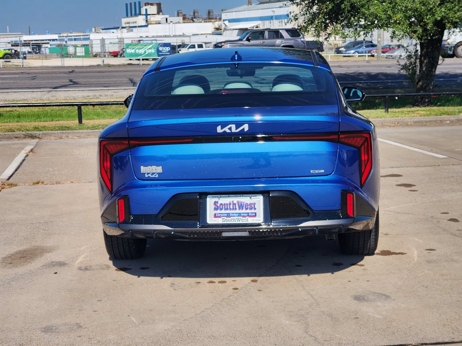 Used 2025 Kia K4 GT-Line w/ GT-Line Premium Package FWD image 8