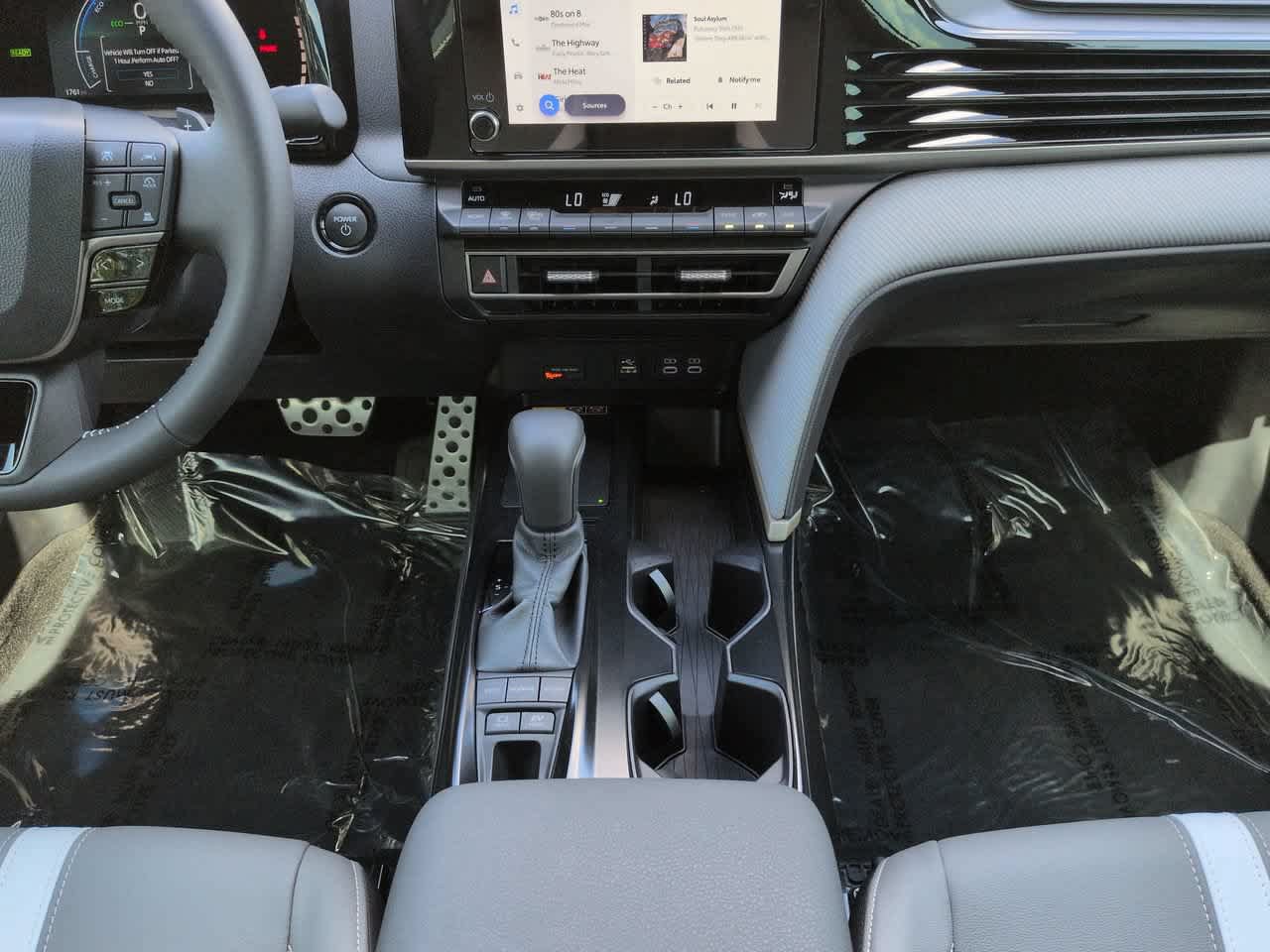 Certified 2026 Toyota Camry SE FWD image 18