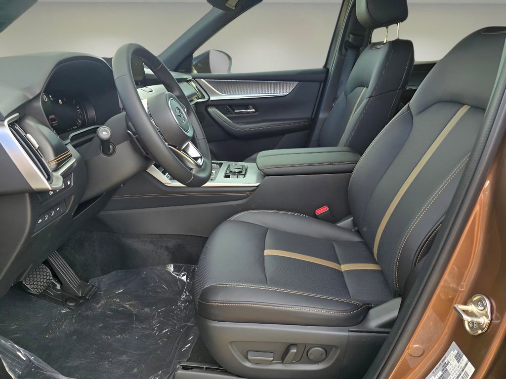 New 2025 MAZDA CX-70 Plug-In Hybrid w/ Premium Plus image 12