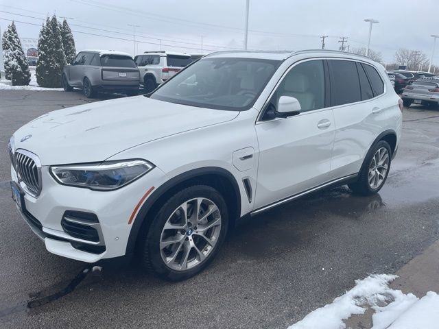 Used 2022 BMW X5 xDrive45e w/ Executive Package image 6