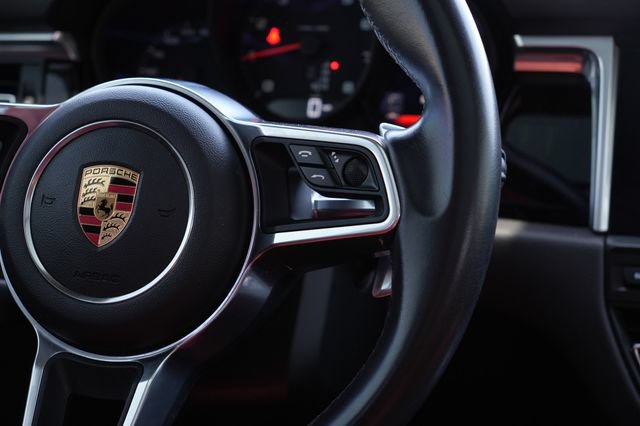 Used 2019 Porsche Macan AWD/4WD image 21