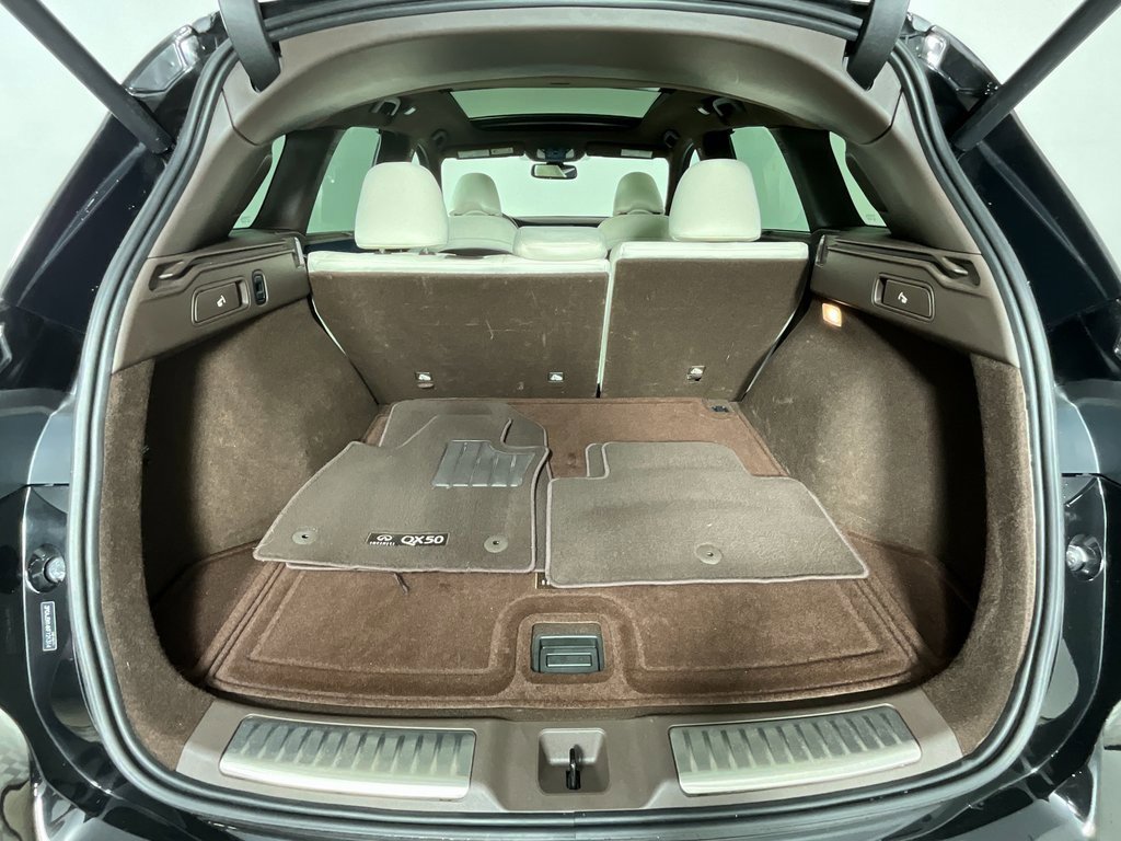 Used 2019 INFINITI QX50 Essential w/ Sensory Package image 27