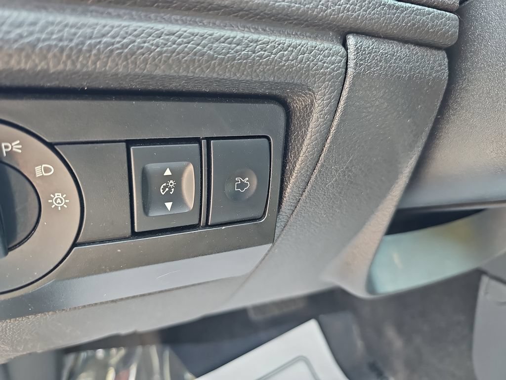 Used 2012 Ford Fusion Sport FWD image 31