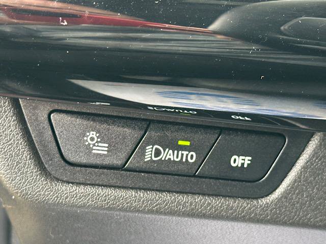 Certified 2025 BMW X2 xDrive28i image 23